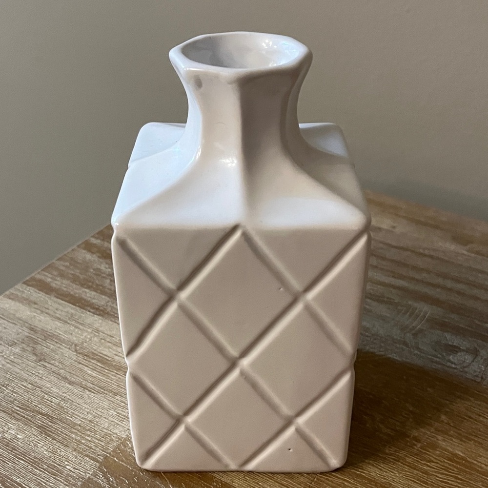 Kirkland’s. White Bud Vase. Square Base. - Picture 2 of 2